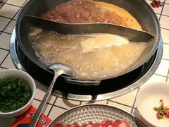 -热火朝天鲜切牛肉火锅(南强街巷店)