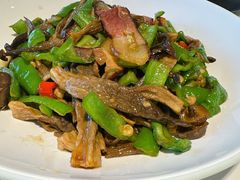 -赶海部落海鲜城(海阳路店)