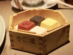 -小厨娘绣中淮扬(大行宫科巷店)