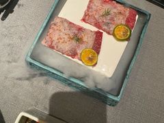 -左庭右院鲜牛肉火锅黑金店(陆家嘴中心店)