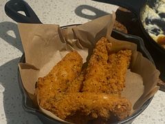 -必胜客(阿罗海店)
