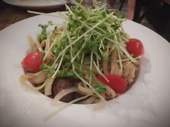 -layback cafe & bar