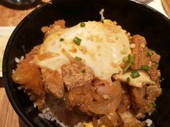-玛格萝妮(汇智国际商业中心店)