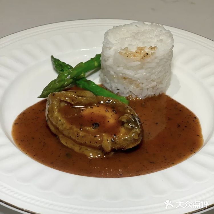 品鉴午间美味佳肴