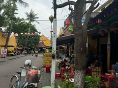 -吕小姐咖啡
