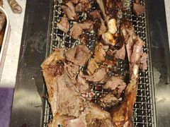 -三毛烤羊腿(乐园路总店)