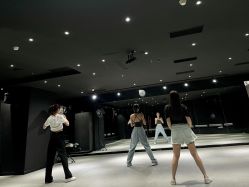 点击看大图 -OCEAN DANCE高空舞蹈室