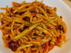 鱼香肉丝-吕氏疙瘩汤·海鲜新鲁菜(凯德mall新都心店)