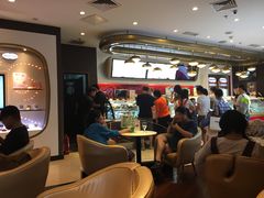 大堂-哈根达斯(国瑞店)