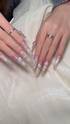 -爱空间美睫健康美甲