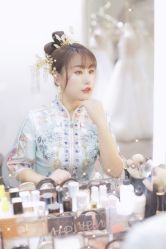 -艾米丽婚纱礼服