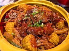 -多嘴超级肉蟹煲(杉杉国潮主题店)