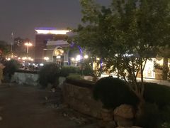 -泡泡玛特POPMART(蓝色港湾店)