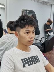 -乾健·烫染·接发SALON