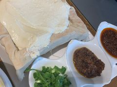 -95号酱骨·一块豆腐(展春园西路店)