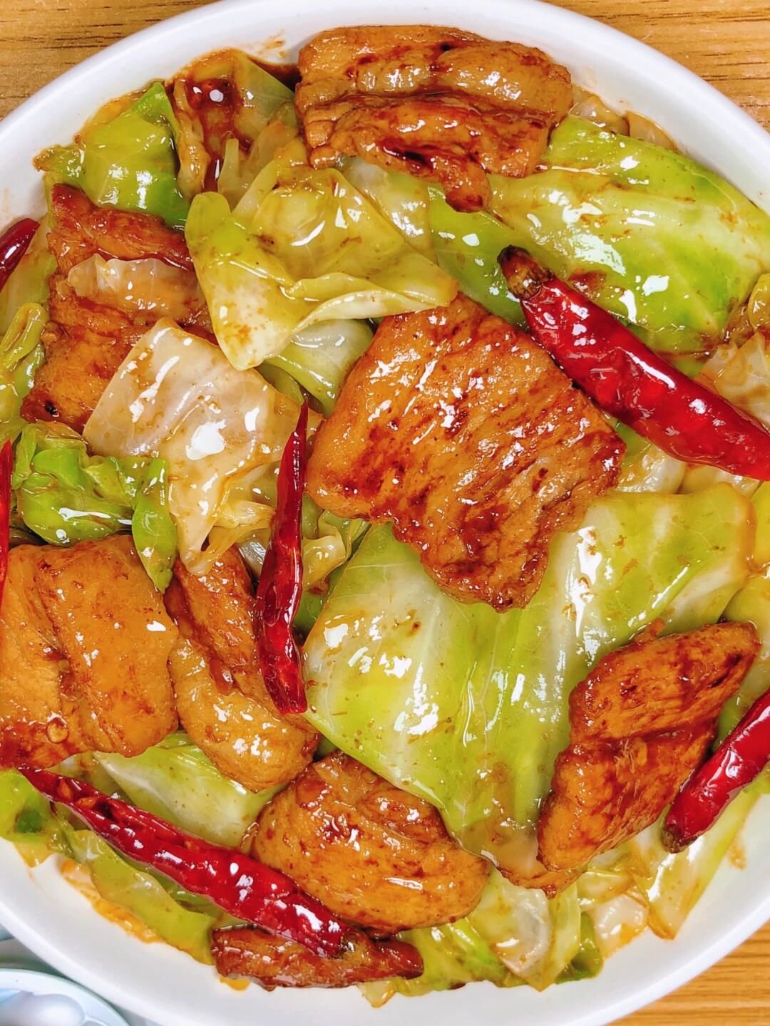 五花肉炒包菜 太好吃啦!