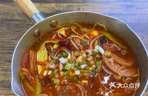 Classic Hot Pot Noodles