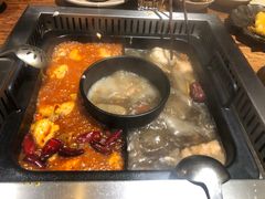 -老牌坊云南鱼豆花火锅(爱建店)