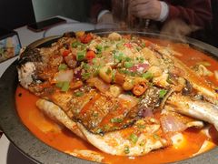 -鸣记脆皮烤鱼·海鲜烤鱼(三八广场店)
