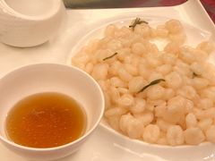 云雾龙井虾仁-杭州香格里拉·香宫中餐厅