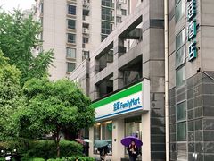 -全家便利店(金坛路店)