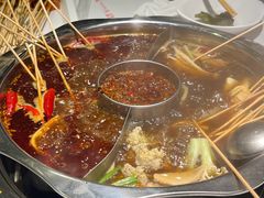 -佰人王串串香火锅(洋珠巷店)