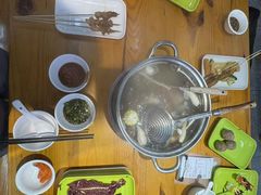 -养牛邓·潮汕牛肉海鲜自助火锅(广州店)