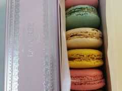 -ladurée(戴高乐机场T 2F店)