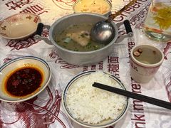 -耙吉吉川味小酒馆(本地人回头店)