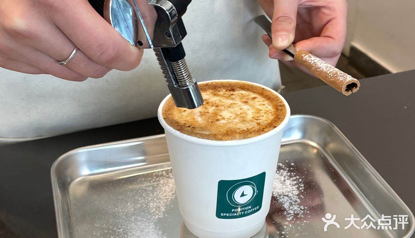 东莞探店▫️开在街角的简约咖啡店