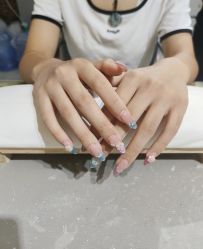 -艾珂·美甲美睫