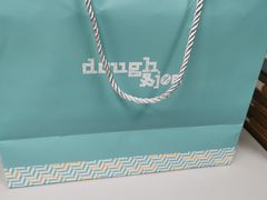 -Dough&Joe团憩(瑞虹天地月亮湾店)