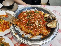 -堂瓦里·33年传统赣菜(第一街区店)