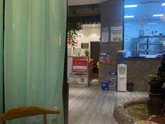 -小牛叔鲜切牛肉·火锅·烤肉自助(公济桥路店)