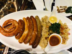 香肠拼盘-MOSSO德国餐厅·音乐酒吧(环宇荟店)