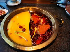 -小天鹅火锅·一线江景洪鼎旗舰店(洪崖洞店)