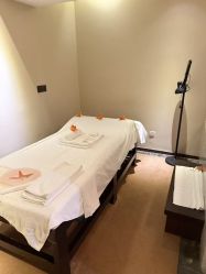 -禾颜社·精致美容