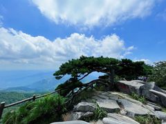 -罗田薄刀峰风景区