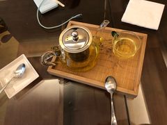 菊花茶-临空皇冠假日酒店-西餐厅(首都机场店)