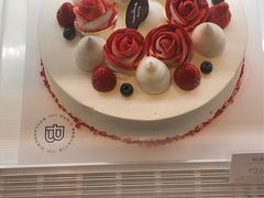 玫瑰人生蛋糕-巴黎贝甜(大宁国际商业广场店)