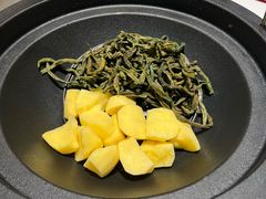 -咱屯子铁锅炖直营店(南湖大路店)