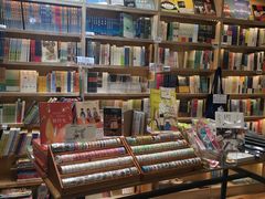 -猫的天空之城概念书店(杭州南宋御街店)