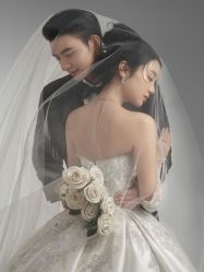 -雪中彩影婚纱摄影·微光艺术中心