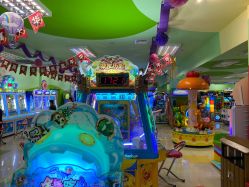 -莫莉幻想儿童乐园(绍兴金帝银泰城店)