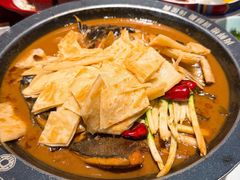 王牌水库鱼头泡饼-真地道京味府·鲜橙烤鸭·北京菜(朝外大街东大桥店)
