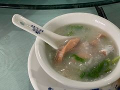 -东江湖游水三文鱼美食城