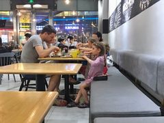 -HELLO 27 意面·沙拉·帕尼尼