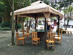 -土砂锅生态山庄·非遗砂锅雅鱼