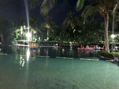 -三亚湾海居铂尔曼度假酒店