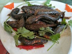 -怡园酒家(陈政路店)